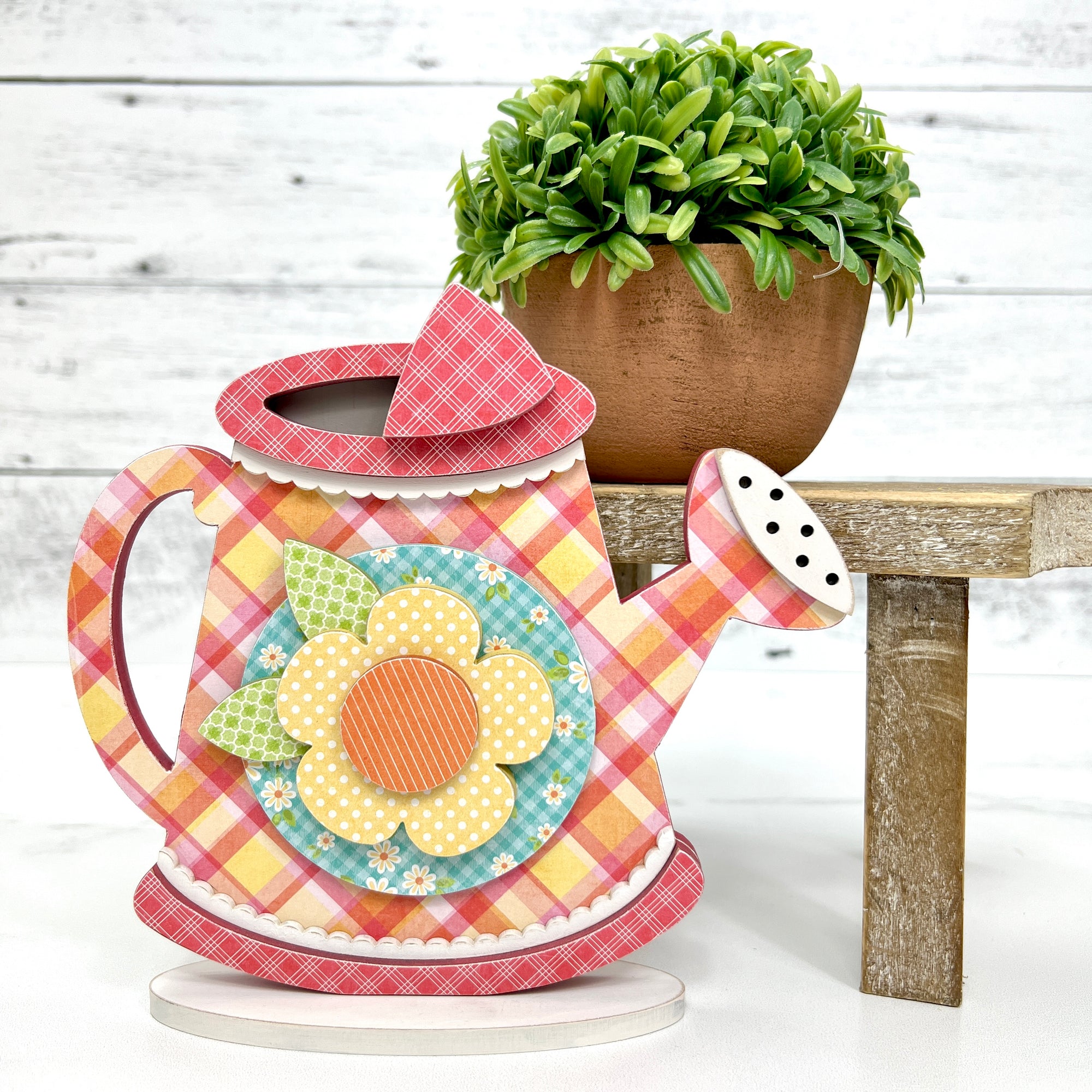 Spring Days Watering Can Wood Decor Kit