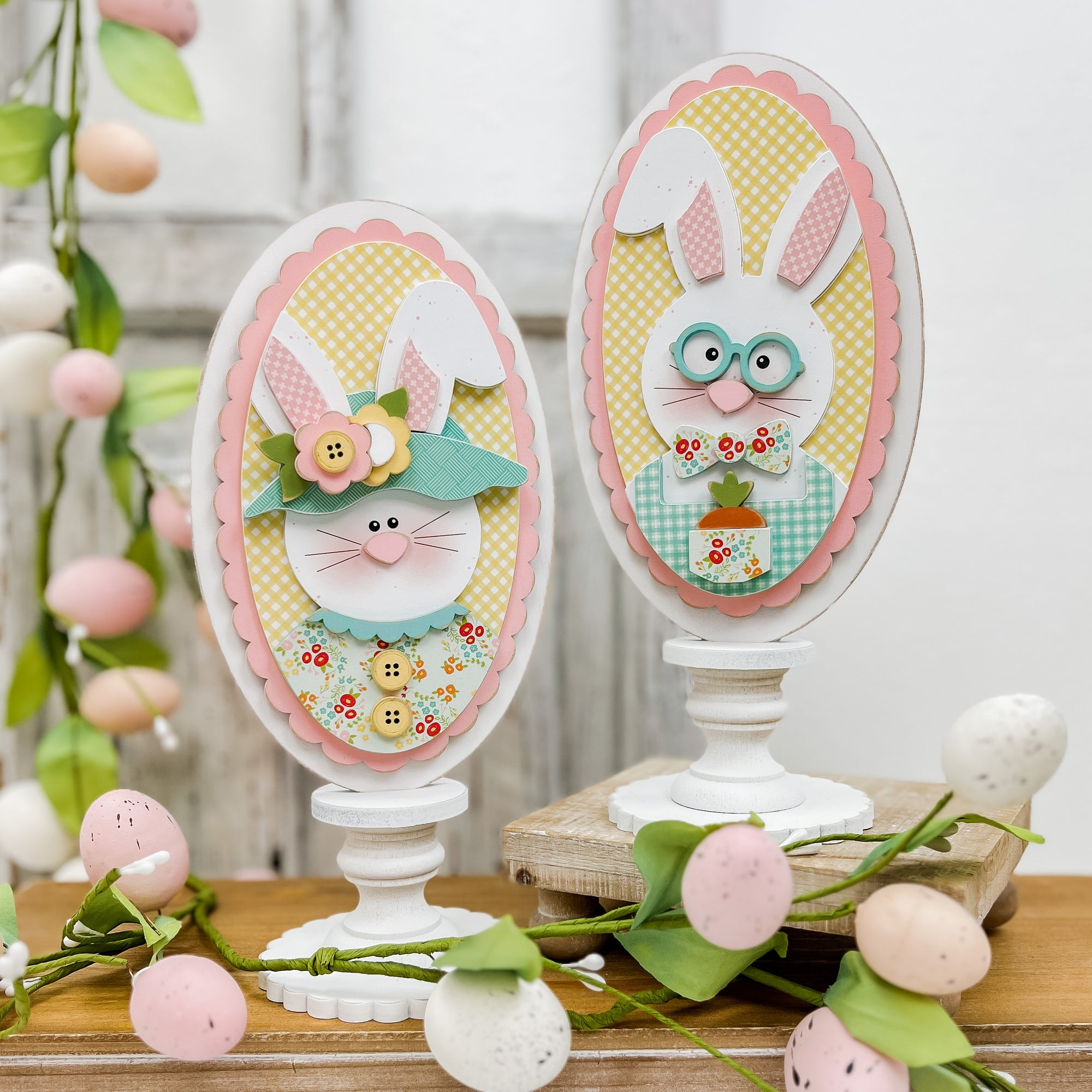 Hoppy Together Pedestal Bunnies Wood Decor