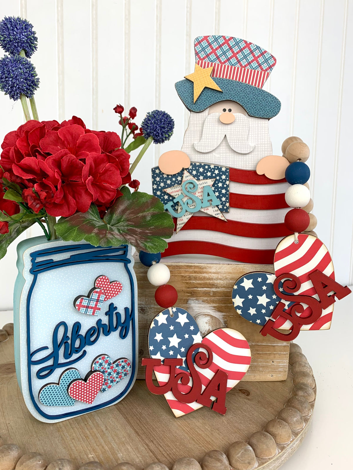 Wood mason jar craft decor with Uncle Sam and USA garland