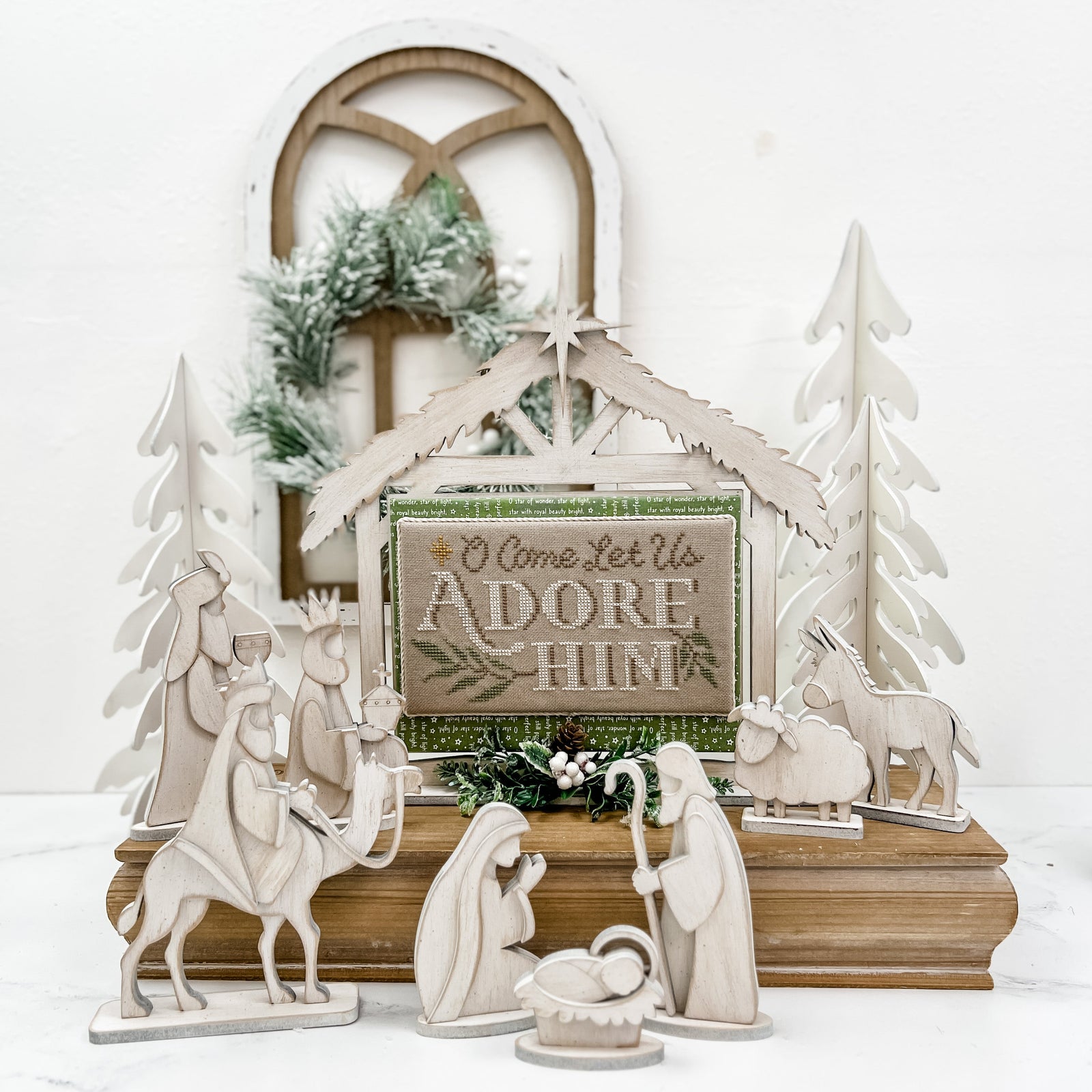 Distressed Nativity-Unfinished Wood Seasonal & Holiday Decorations