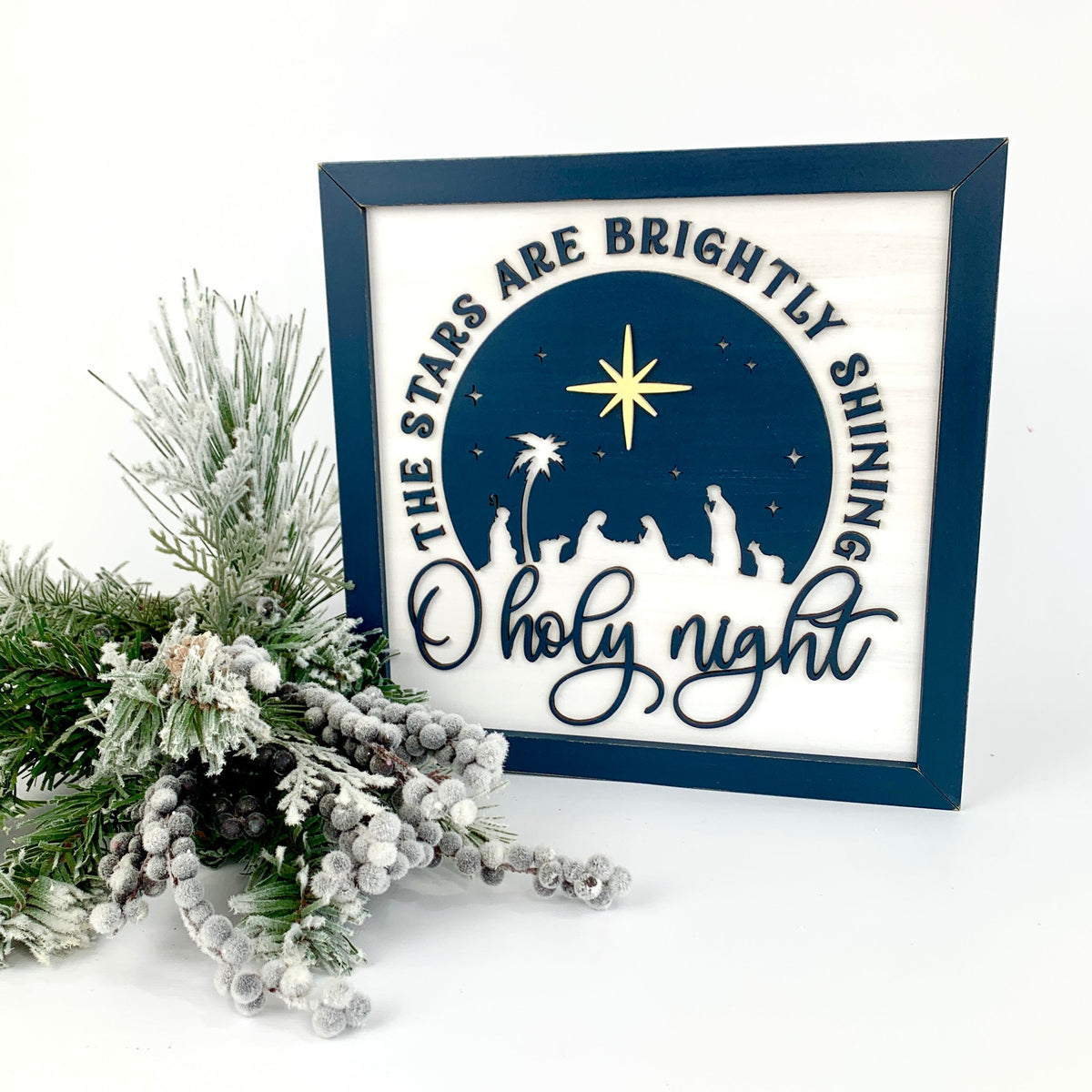Nativity scene wood decor sign, O Holy Night wood sign with nativity scene. Christmas sign decoration.