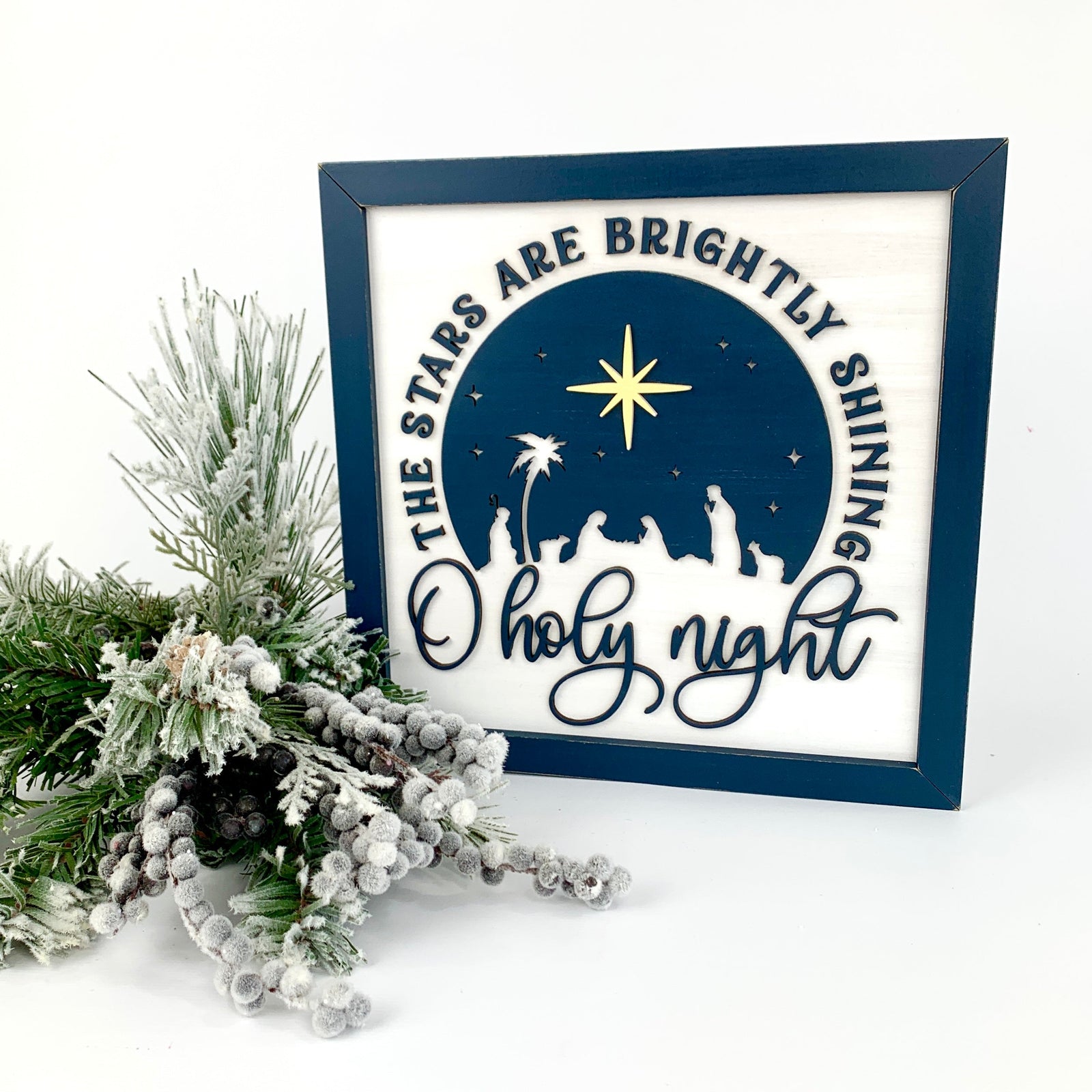 Nativity scene wood decor sign, O Holy Night wood sign with nativity scene. Christmas sign decoration.