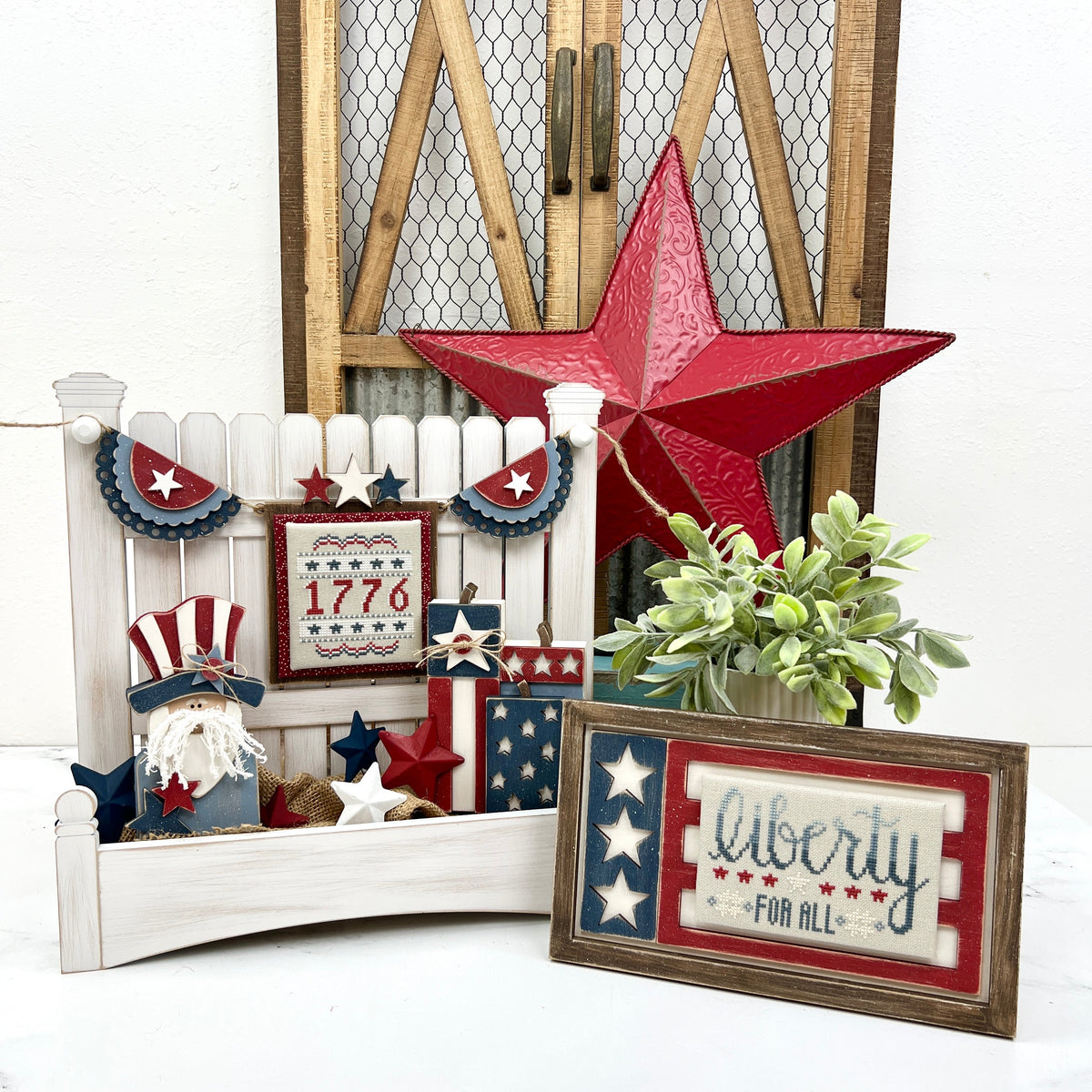 Chunky Sam and Fireworks Wood Decor-Unfinished Wood Seasonal &amp; Holiday Decorations