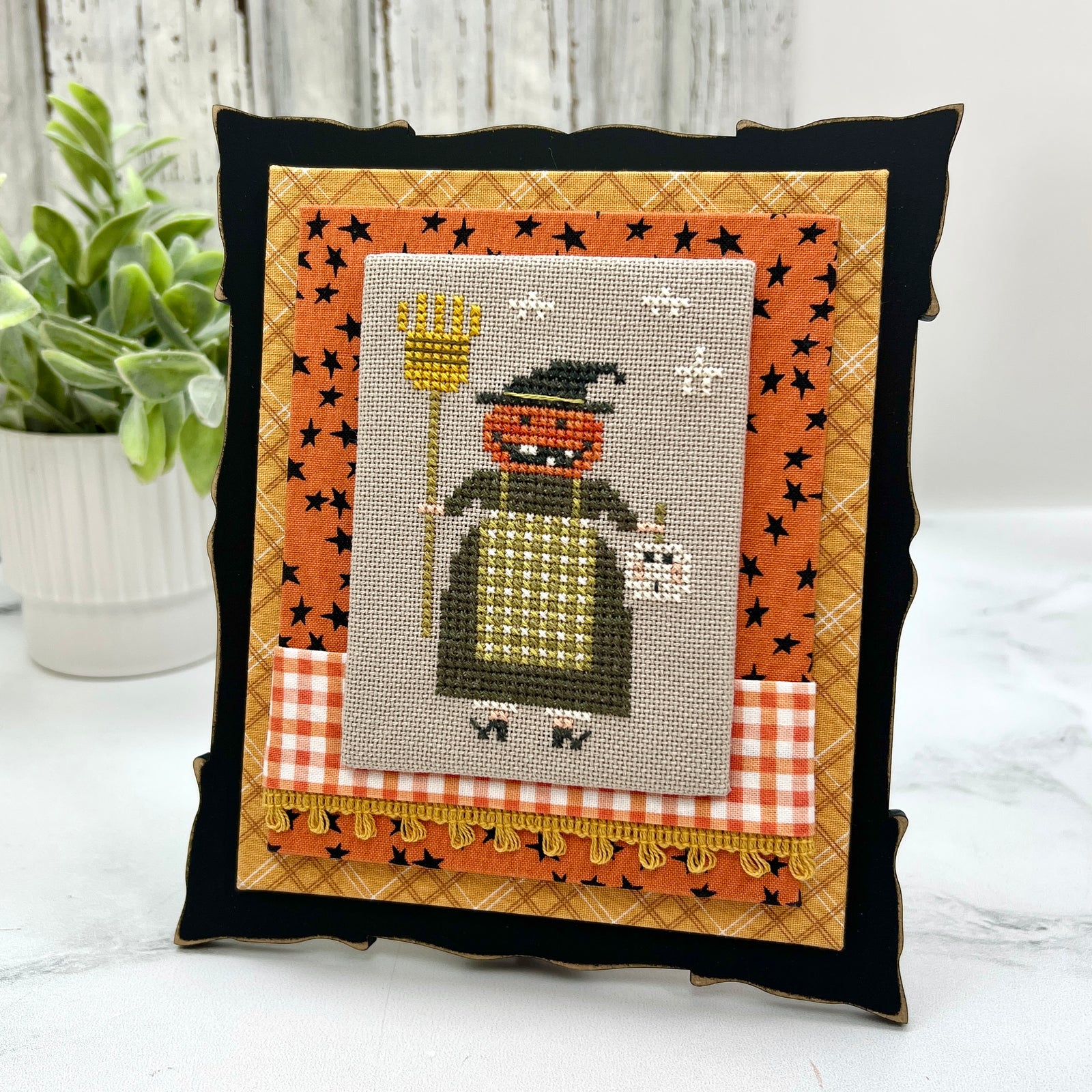 Rustic Frame Horizontal/Vertical-Small (Available in Black and Dark Brown)