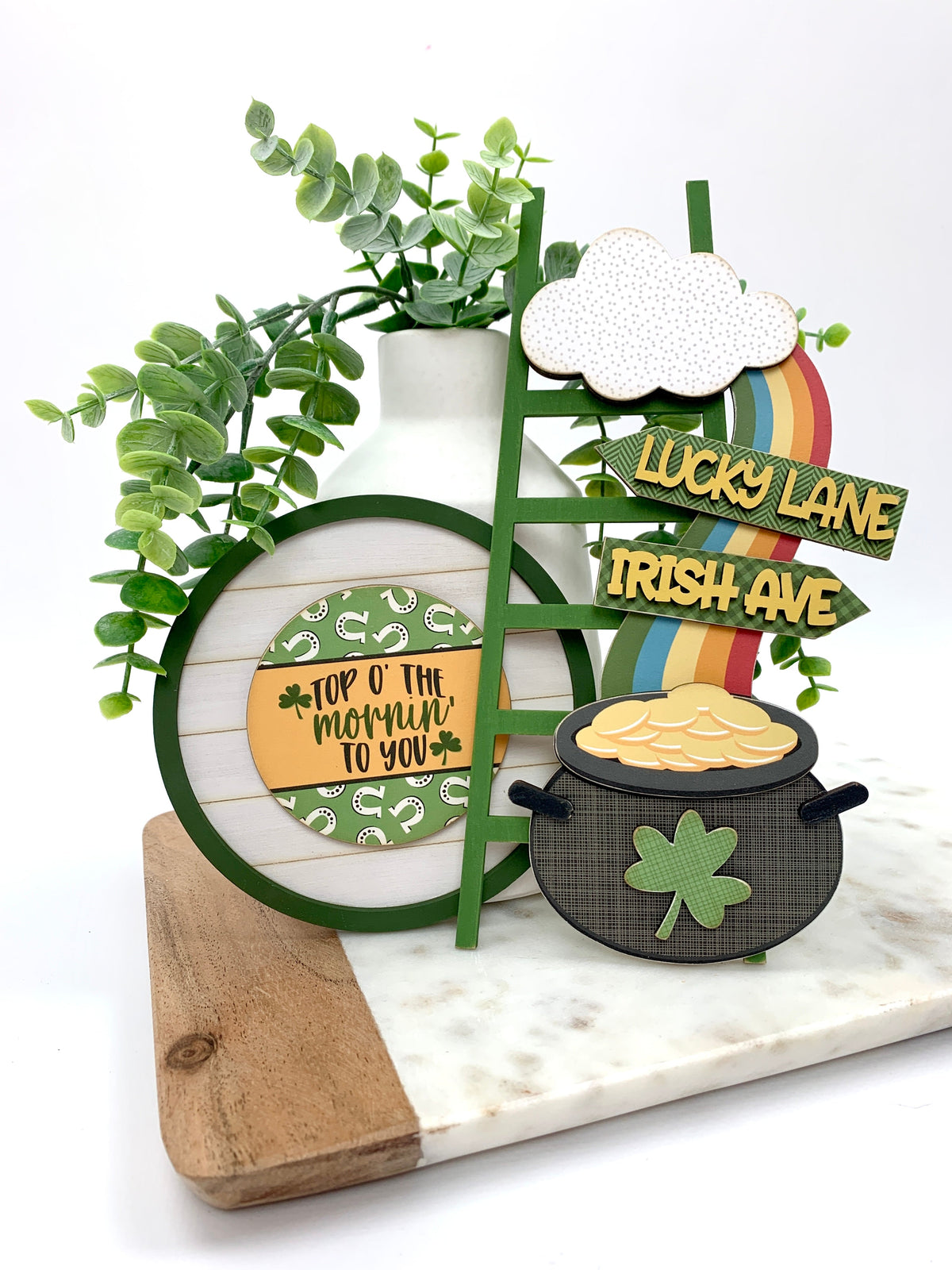 Wood St. Patick&#39;s Pot O&#39;Gold ladder with rainbow on tray.