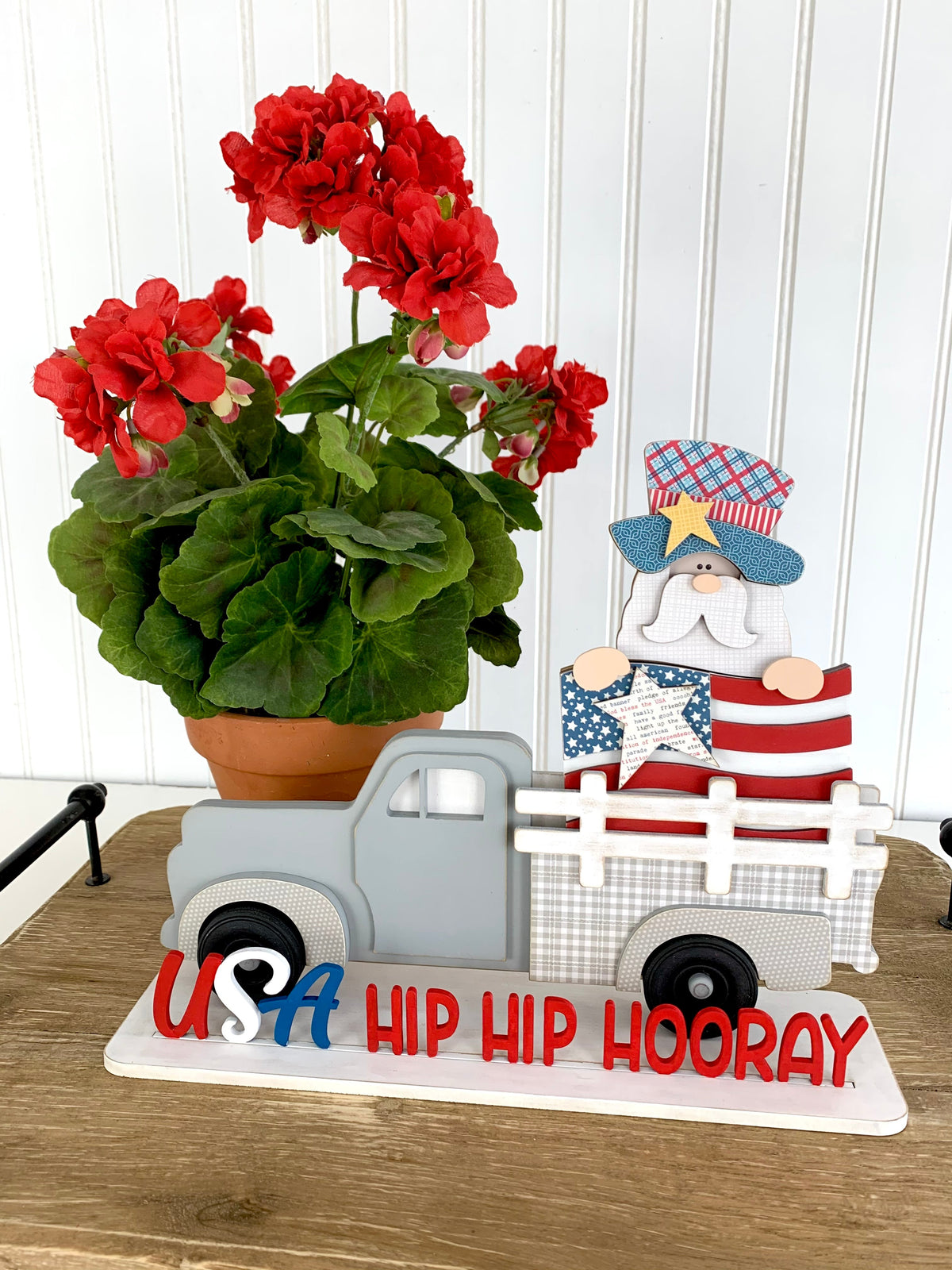 Interchangeable DIY Wood Pick-Up Truck (inserts sold separately) wood decor