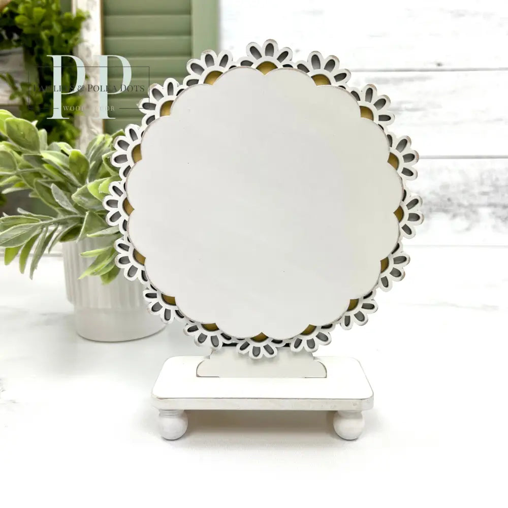 Daisy flower laced edge wood cross stitch display frame