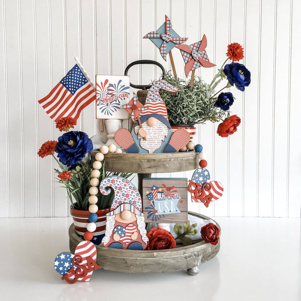 https://paisleysandpolkadots.com/cdn/shop/products/4thofjulytieredtray_1e25b606-1e20-483e-8acf-ce4bdbcabbf2_600x.jpg?v=1599676611