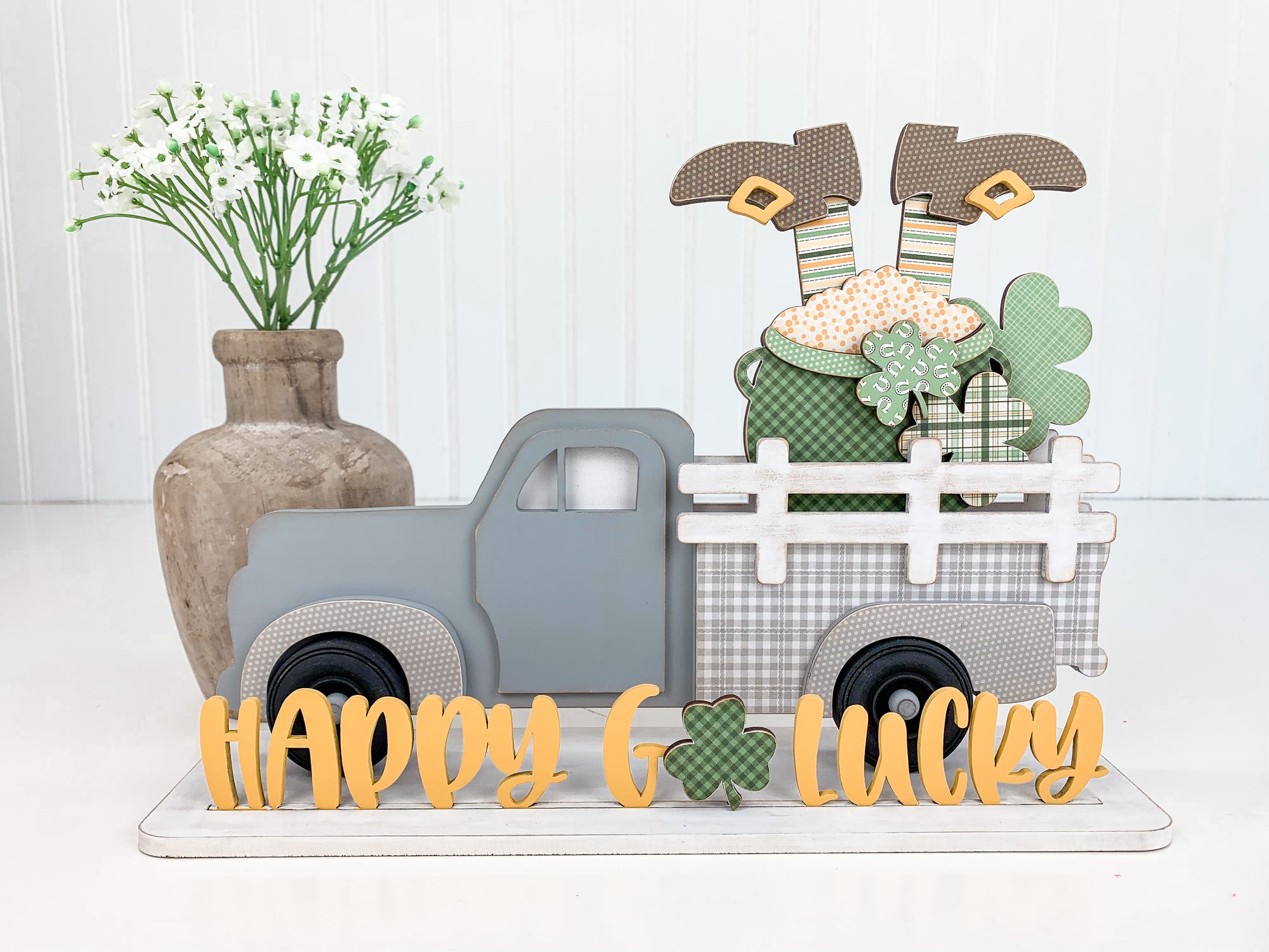 Wood vintage pick-up truck with leprechaun and pot of gold in the bed of the truck, St Patrick's wood home decor, handmade wood home decor craft projects, DIY vintage pick-up truck, Interchange pick -up truck